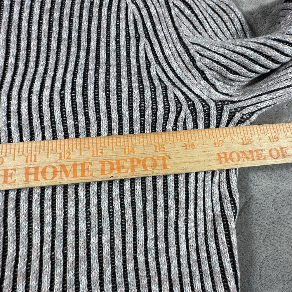 Lululemon 8 Gray Black Ribbed Cashmere Blend Knit Mock Pullover Chic Sweater
